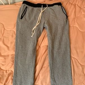 Fear of God Essential Joggers